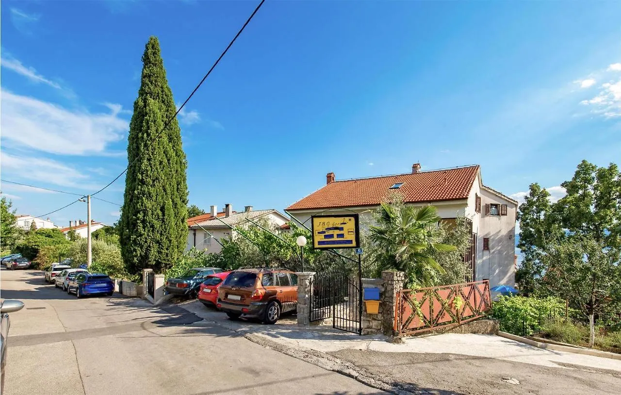 Beautiful Apartment In Rijeka With Kitchen