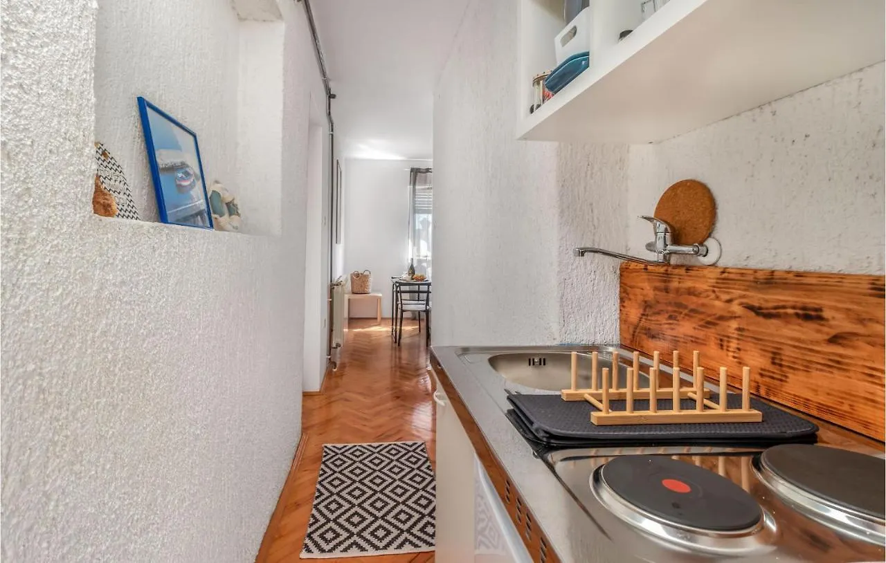 Beautiful Apartment In Rijeka With Kitchen